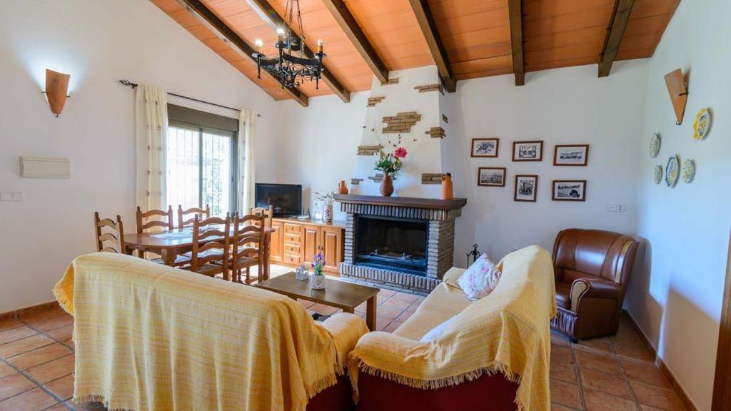 Casa Rural El Guindo Малага Екстериор снимка