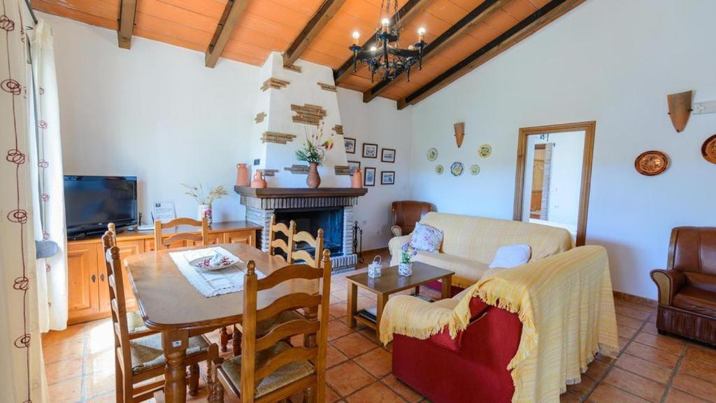 Casa Rural El Guindo Малага Екстериор снимка